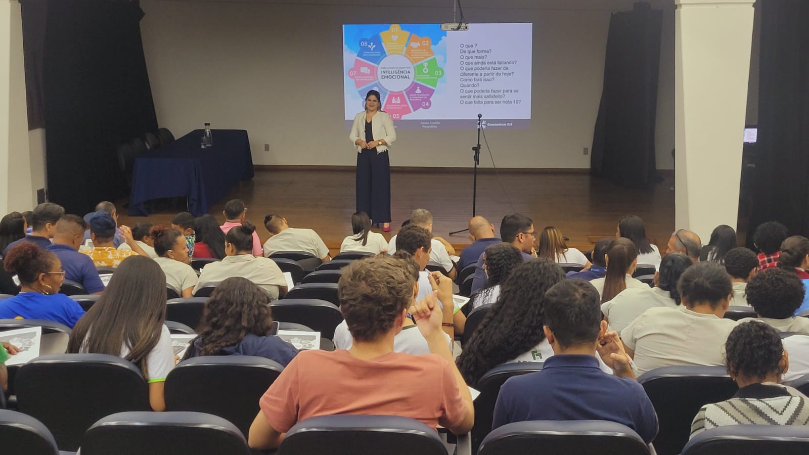 PALESTRA  Os Pilares da Inteligência Emocional e como usa-los ao seu favor! UVV